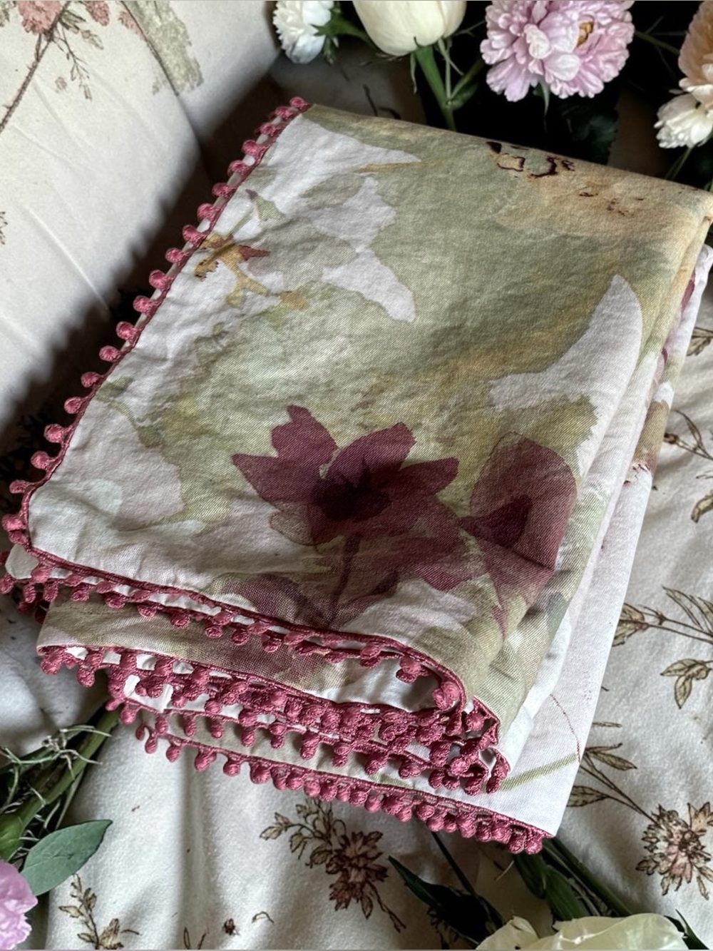 2 LC Lauren Conrad Floral Watercolor Pillow Shams Standard Mauve Pompom French